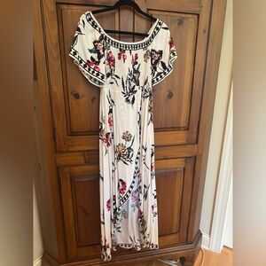 Jealous Tomato Size Small Cream Flutter Sleeve Maxi Cross Front Sundress. NWT